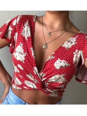 Tilly’s H.I.P. Red Floral Twist-Front Women's Top